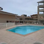 Апартаменты Cocon Avec Piscine, A Cote Du Port Et De Sable Fin *