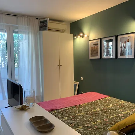 Cocon Avec Piscine, A Cote Du Port Et De Sable Fin Apartamento Vallauris